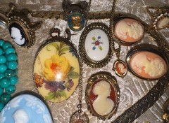 Huge Estate Heirloom Cameo Vtg Mod Romantic Jewelry Lot Brooch Locket Flowers