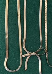 4 Classic Thin Gold tone Flat Chain Shiny Necklace (3) & Bracelet NAPIER & Other