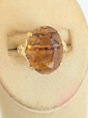 Beautiful Vintage Signed Sarah Coventry Gold Tone Amber Ring Sz 5.5