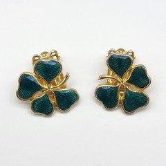 Fun Vintage Shamrock Lucky Clover Jewelry Lot Charm Bracelet Clip Earrings