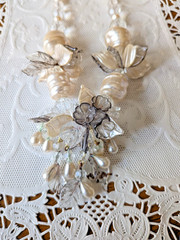 Vintage Venetian Clear, Gray, & Faux Pearl Flower Bead Art Glass Necklace 17″