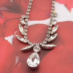 Vintage Dainty Clear Rhinestone Navette Teardrop Dangle 16 1/2″ Adj Necklace