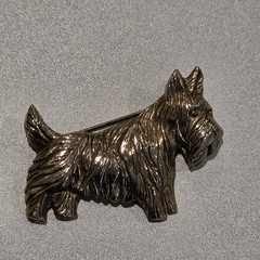 Mid Century Gold Tone Metal Dog Brooch Pin Detailed Shaggy Fur Figural