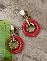 Vintage Red Gold White Double Circle Hoop 2” Drop Resin Stone Clip On Earrings