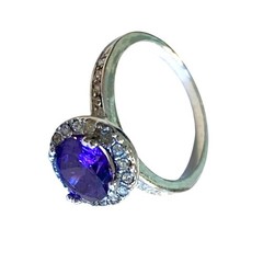 Y2K Silver Cocktail Ring size 8.5 faceted purple synthetic solitaire gem stone