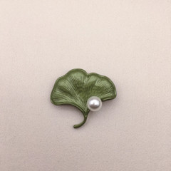 Vintage Green Color Plant Pearls Brooch Pin Flower Brooch For Women Jewelry Gift