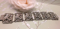 VINTAGE Danecraft Sterling Flower Scroll Wide Link Bracelet 7″ * 61.1 g STUNNING