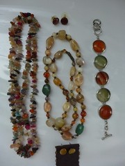 Estate find Vintage Modern Semi-precious stone set– Necklaces Earrings Bracelet