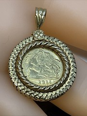 1911 GREAT BRITAIN KING GEORGE GOLD COIN in 21K Frame & Lock CUSTOMIZED CHARM