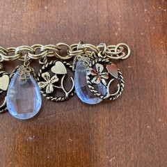 Vintage Gold Tone Good Luck Charm Bracelet Heart Four Leaf Clover Wishbone