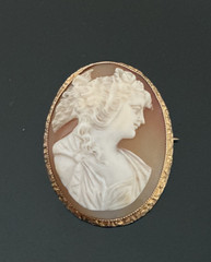 Large Antique Victorian 10K Yellow Gold Carved Shell Cameo Brooch 9.2 Grams DsVa
