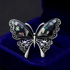Colors Butterfly Brooch for Women Rhinestone Pin Fashion Insect Wedding Jewelry