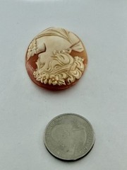 Vintage Unframed Finely Carved Large Lady Cameo for Brooch or Pendant