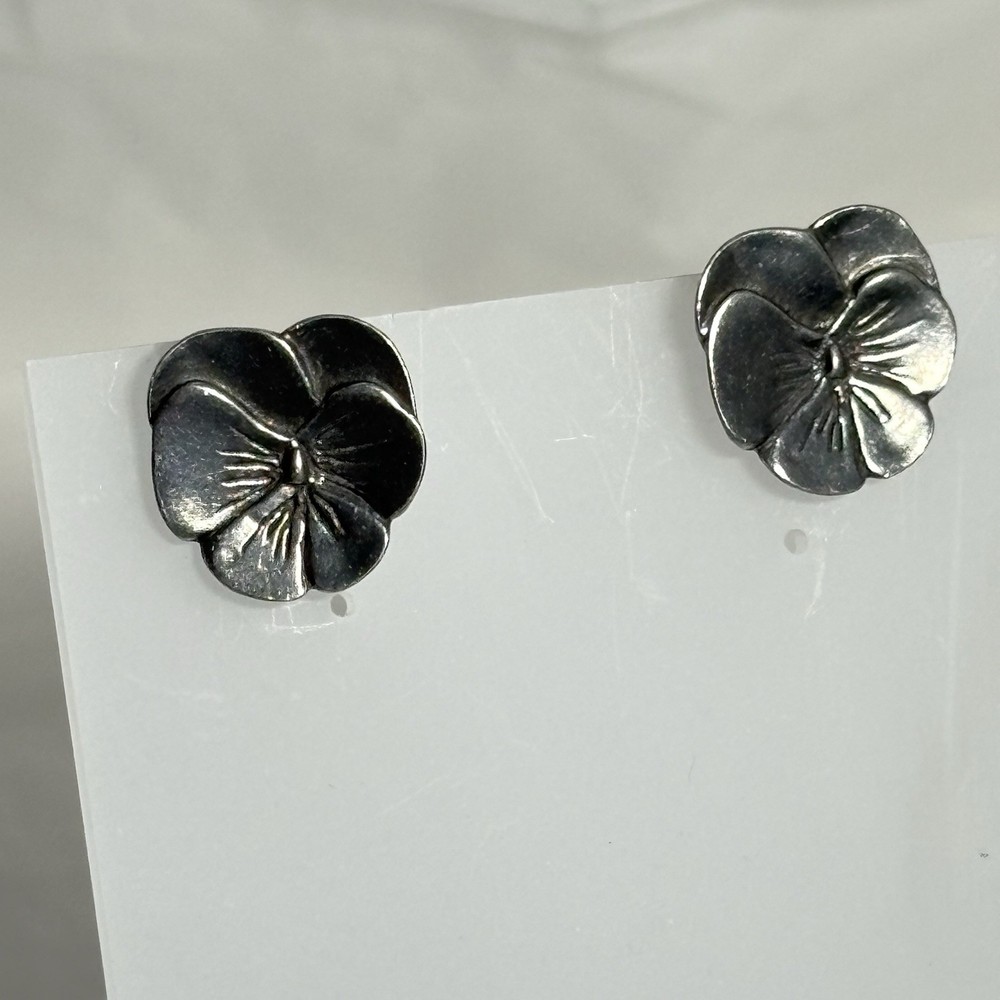 Vintage MVB Pewter Pansy Flower Earrings Petite 1984 2/3″