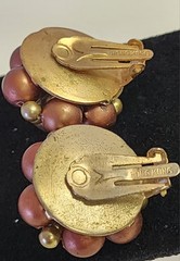 1″ Vintage Bronze Gold Cluster Bead Huggie Clip On Earrings – Jewelry Hong Kong