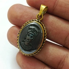 Vintage copper pendant with hematite stone, engraved Egyptian Queen design