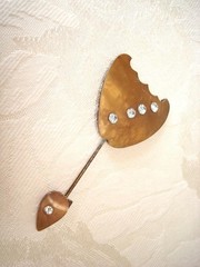 Art Deco Pearlized Golden Brown Celluloid Jabot Pin Hat Trim With Rhinestones KJ