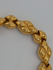 Monet Puffed Quilted Diamond Shape Bracelet Gold Plated 7.5″