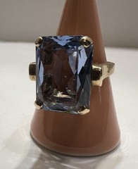 Vtg Estate 10K Solid Gold Topaz Blue Coctail Ring 9.2 grams Sz 9.5 WOW!