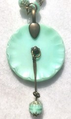 VINTAGE ART NOUVEAU LADY CAMEO URANIUM PENDANT GLASS BEAD NECKLACE SET OOAK GLOW