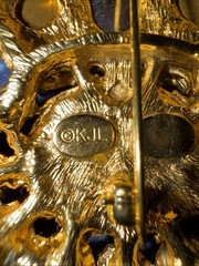 Kenneth Jay Lane Jewels Of India Multicolored Lucite Faux Pearl Brooch Signed
