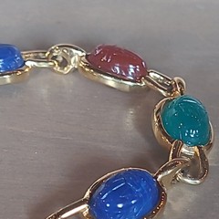 Vintage Trifari Signed Egyptian Revival Scarab Beetle 7.5″ Bracelet