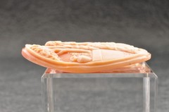 Vintage shape shell cameo, “Woman Sitting on a Terrace” (52.5ct), sign by artist