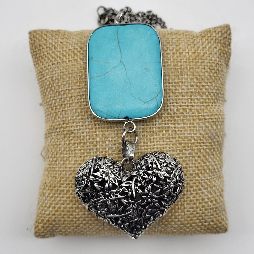 Lovely faux turquoise stone Heart statement necklace anniversary love