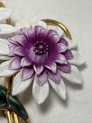Flower Pin Brooch Plastic Flowers Enamel Leaf White Purple Green Gold Tone