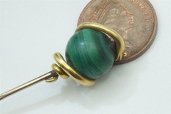 ANTIQUE VICTORIAN ENGLISH 15K GOLD MALACHITE COILED SNAKE STICKPIN C1870