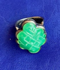 Vintage Hong Kong Sterling 925 Carved Green Jade Endless Knot Ring Shou Ji Sz 6