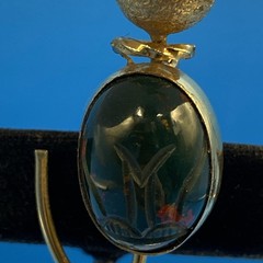 ADMARK signed CAT PIN Brooch vintage Gold Filled semi-precious carved bloodstone