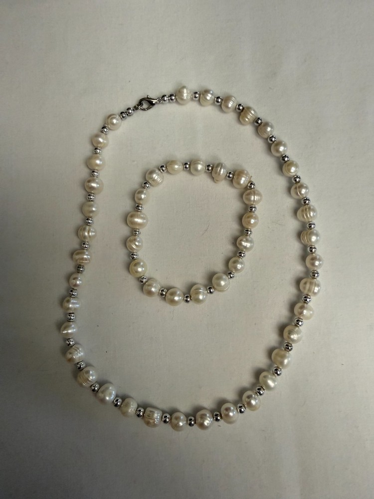 Vintage Freshwater Baroque pearl necklace & bracelet set