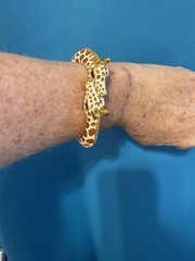 KJL kenneth jay lane bracelet hinged giraffes gold tone enamel vintage 6.5 wow!