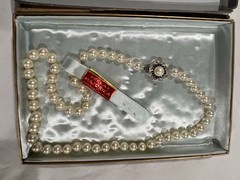 VINTAGE MAJORICA PEARL NECKLACE STERLING/RHINESTONE CLASP 18” 6MM /ORIGINAL BOX