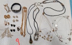 Lot Of Estate Costume Jewelry, 15 Pcs