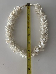 Vintage Carved Shell Statement Necklace White Coastal Resort Artisan Collar