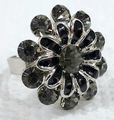 Ring Adjustable Flower Shaped Ring Black Stones plus Other Silver & Trim Vtg