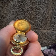 Vintage Pocket Watch Gold Tone Yes It Works.