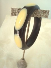 Vintage Brown Lucite or Other Plastic Bangle Bracelet With Cream Color Ovals KJ