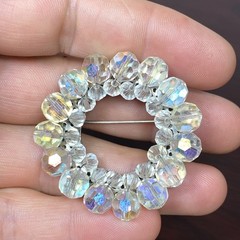 Vtg Iridescent Glass Faceted Aurora Borealis Beads Wreath Cluster Brooch 1.75”
