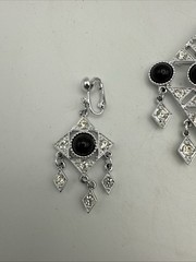 1973 SARAH COVENTRY Operetta Rhinestone Silver-Tone Diamond Brooch & Earrings