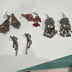 Women’s Fashion Jewelry Mixed Lot 4pr Dangle Earrings Mixed Metal Crystal Glass