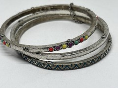 Lucky Brand 3 Silver Tone Bangles Set Etched Jeweled Hammered Bracelets Charm