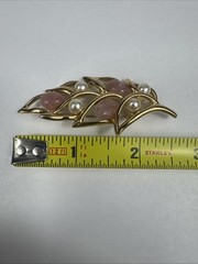 NAPIER Vintage Signed Brooch Designer Costume Jewelry Estate Find 1960’s