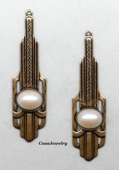#0183PRL ANTIQUED GOLD ART DECO DROP W/10x8mm CULTURA PEARL CABOCHON- 2 Pcs
