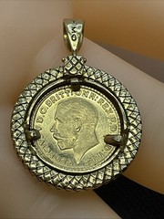 1911 GREAT BRITAIN KING GEORGE GOLD COIN in 21K Frame & Lock CUSTOMIZED CHARM