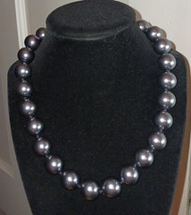 18in Glass Metallic Black Faux Pearls Necklace Large 0.5 Inch/12mm, Big Clasp