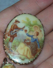 VINTAGE ROMANTIC COUPLE BROOCH EARRING JEWELRY SET