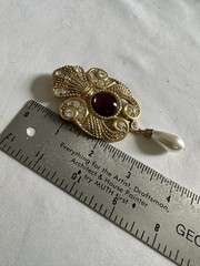 Vintage JEFF LIEB Purple Glass Cabochon Rhinestone Faux Pearl Pin Brooch B4